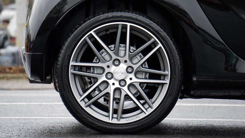 Everything you need to know about car tyres & safety