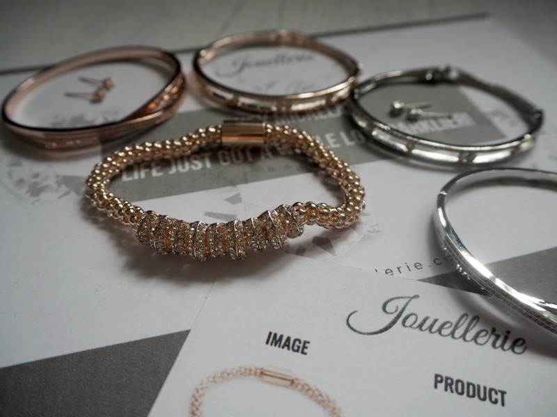 Bracelet and Earring sets from jouellerie