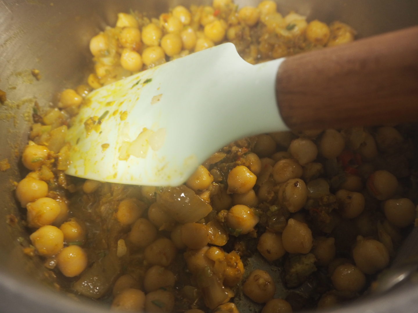 Cooking chickpeas